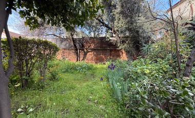 SE VENDE CASA  CON AMPLIO TERRENO IDEAL COMERCIAL