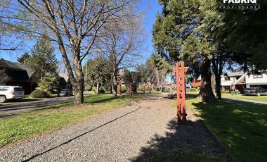 PRECIOSA CASA CON GRAN TERRENO 611 M2