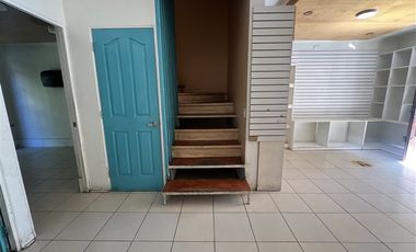 Local Comercial en Arriendo en tabacura / Las Hualtatas