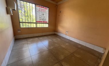 Local Comercial en Arriendo en tabacura / Las Hualtatas