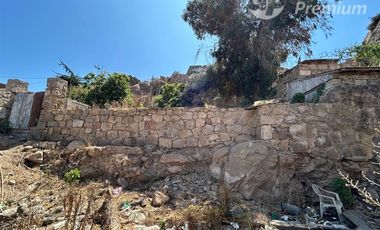 Sitio en Venta en regimiento Coquimbo 200