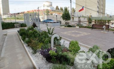 Departamento en Arriendo en Frente a Colegio Teniente Serrano, Primera Torre a mano izquierda