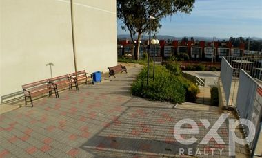 Departamento en Arriendo en Frente a Colegio Teniente Serrano, Primera Torre a mano izquierda