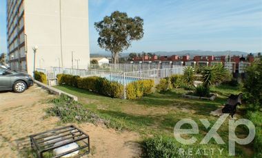 Departamento en Arriendo en Frente a Colegio Teniente Serrano, Primera Torre a mano izquierda