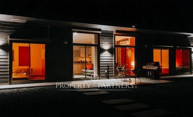 Exclusiva casa amoblada a orillas del lago