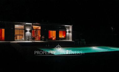 Exclusiva casa amoblada a orillas del lago