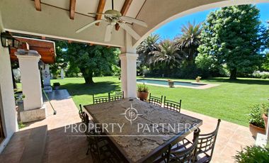 Espectacular casa en exclusivo condominio