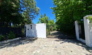 Espectacular casa en exclusivo condominio