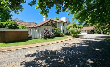 Espectacular casa en exclusivo condominio