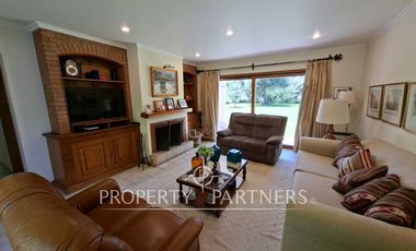 Espectacular casa en exclusivo condominio