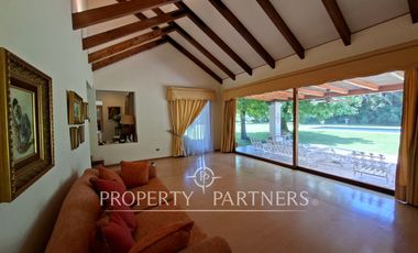 Espectacular casa en exclusivo condominio