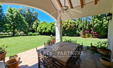 Espectacular casa en exclusivo condominio