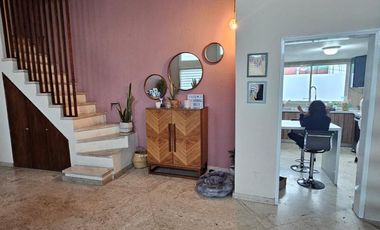 DEPARTAMENTO EN RENTA EN LA 6TA. SECC.