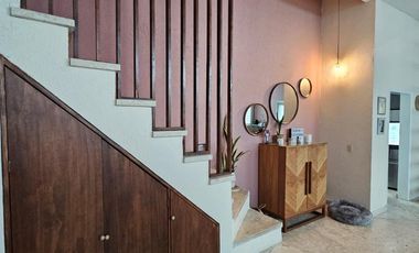 DEPARTAMENTO EN RENTA EN LA 6TA. SECC.