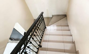 Casa en Alquiler Urb. Estancias del Río, Samborondón  GinS