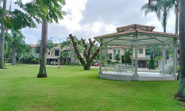 Casa en Alquiler Urb. Estancias del Río, Samborondón  GinS
