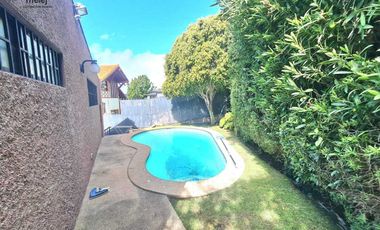 Vende Casa de Hormigón En Jardín Del Mar