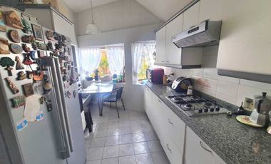 Vende Casa de Hormigón En Jardín Del Mar