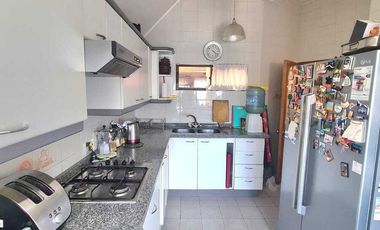 Vende Casa de Hormigón En Jardín Del Mar