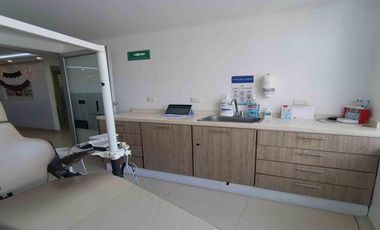 CONSULTORIO EN ARRIENDO EN LOS ROSALES/MANIZALES