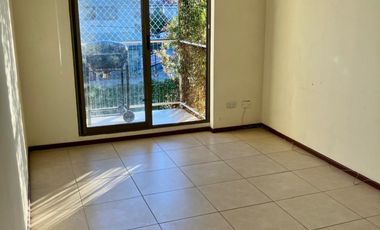 SE ARRIENDA DEPARTAMENTO, MANZANO SUR PADRE HURTADO, INCLUYE ESTACIONAMIENTO