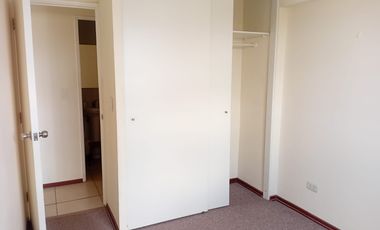 SE ARRIENDA DEPARTAMENTO, MANZANO SUR PADRE HURTADO, INCLUYE ESTACIONAMIENTO