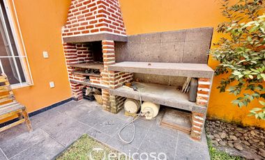 Casa en venta en Santa Lucía, Tesistán con amplio terreno