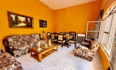 Casa en venta en Santa Lucía, Tesistán con amplio terreno