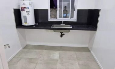 Casa en venta - 4 Dormitorios 2 Baños - 3.300Mts2 - Alejandro Korn, San VicenteA