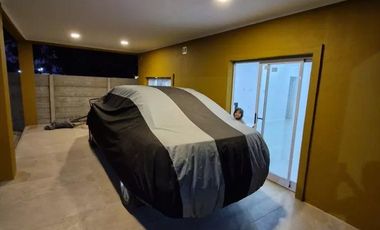 Casa en venta - 4 Dormitorios 2 Baños - 3.300Mts2 - Alejandro Korn, San VicenteA