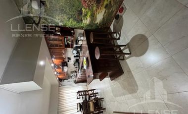 Casa 5 ambientes con cocheras en venta - ALQUILADA - Berazategui