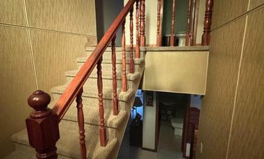 Casa 5 ambientes con cocheras en venta - ALQUILADA - Berazategui