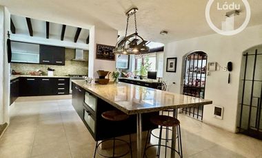 Casa en Venta Rancho San Francisco con Alberca