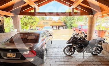 Venta - Casa en Club de Golf LOS ENCINOS