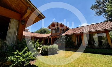 Venta - Casa en Club de Golf LOS ENCINOS