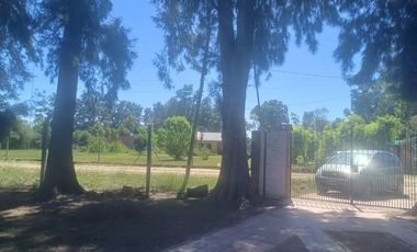 Casa en venta - 3 Dormitorios 4 Baños - Cochera - 5.500Mts2 - Alejandro Korn