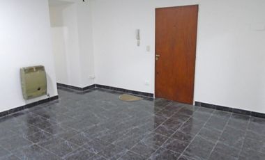 VENTA DEPARTAMENTO 3 AMBIENTES EN CARAPACHAY