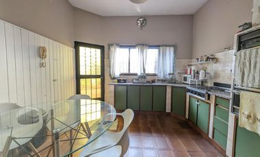 CASA VENTA FLORIDA 7 AMBIENTES