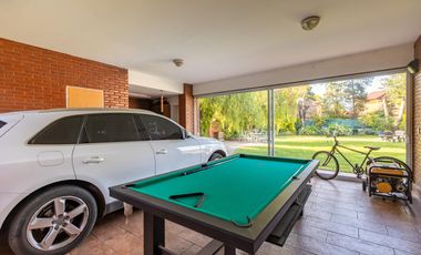 VENTA CASA 4 DORMITORIOS PILETA QUINCHO EN FISHERTON