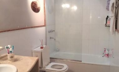 Casa 3 ambientes en venta en Bernal Oeste