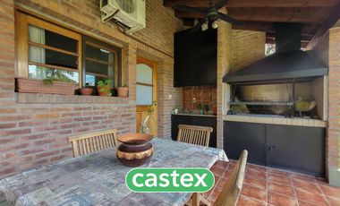 Casa en venta en  La Lomada, Pilar