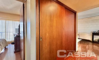 DEPARTAMENTO 3 AMBIENTES AL FRENTE SUPER AMPLIO 2 BAÑOS Y BALCON CORRIDO