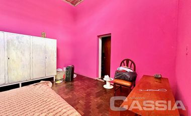 CASA 4 AMBIENTES EN BARRIO RESIDENCIAL CON JARDÍN Y PATIO,  LOTE 158M2, 8 X 19