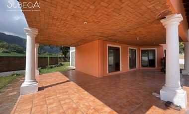 Casa campestre en venta, Coacoatzintla, chimenea, doble altura, terreno amplio