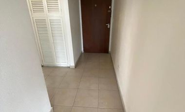 Departamento 3 ambientes en venta en Quilmes
