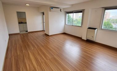 ALQUILER departamento 3 dormitorios, en centro de Neuquén Capital