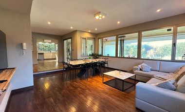 VENTA | PERMUTA - Casa 4 Dormitorios y Comodín - Funes Hills San Marino.