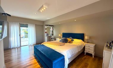 VENTA | PERMUTA - Casa 4 Dormitorios y Comodín - Funes Hills San Marino.