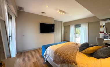 VENTA | PERMUTA - Casa 4 Dormitorios y Comodín - Funes Hills San Marino.