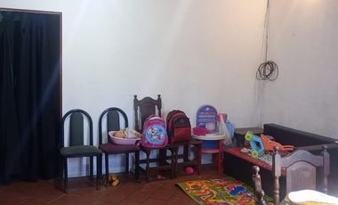Casa Venta 3 Ambientes c/ departamento Merlo